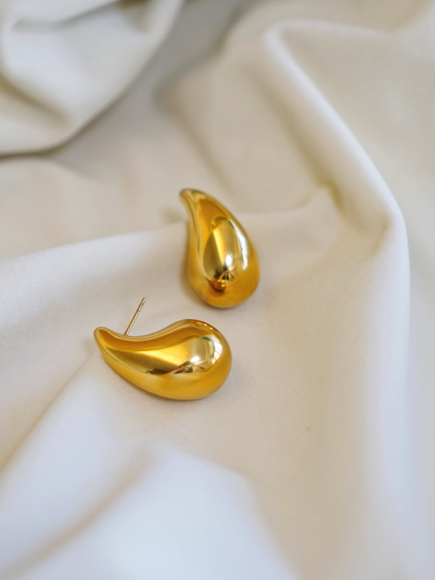 Antonia Teardrop Earrings