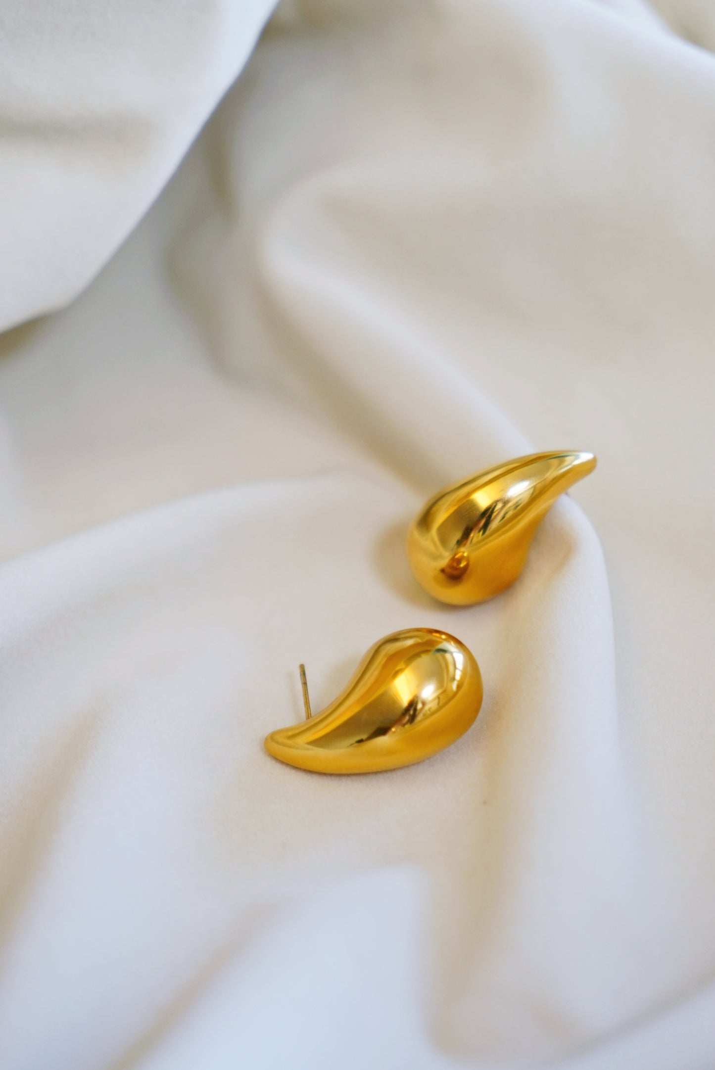 Antonia Teardrop Earrings